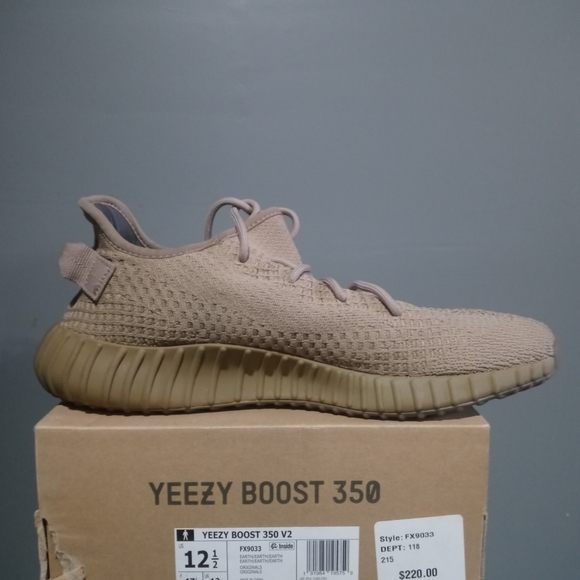 YEEZY BOOST 350 V2 **100% AUTHENTIC*** - Picture 6 of 8
